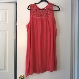 Tank top dress with lace detail